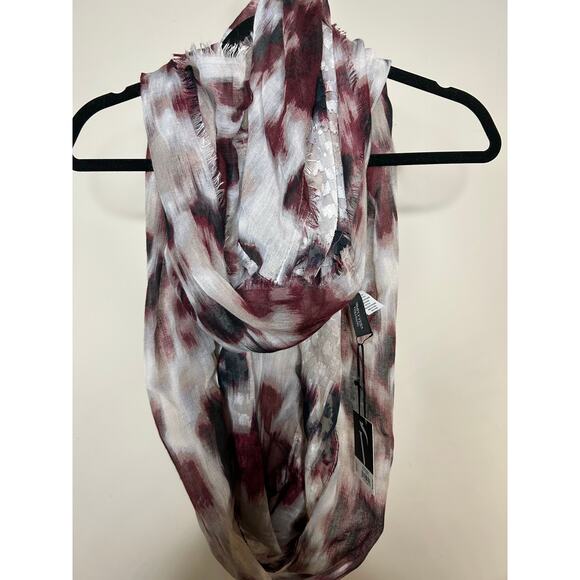 Simply Vera NWT Lightweight Infinity Daily Wear Scarf - Picture 1 of 2